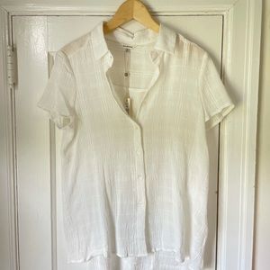 Classic white shirt sleeve button up